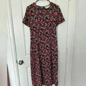 Vintage 1990s short sleeve midnight navy with floral print dress